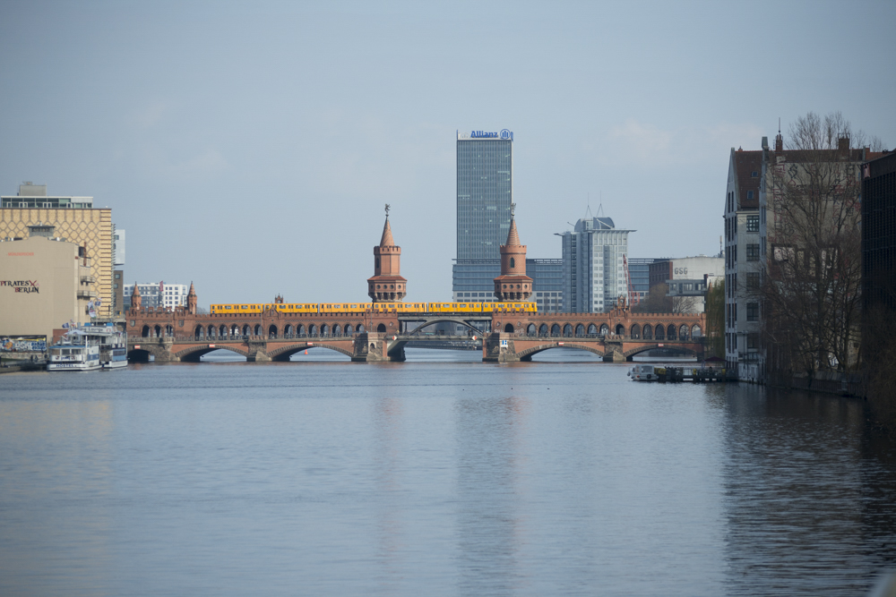 Berlin, Brücke mit U-Bahn, Oberbaumbrücke Berlin