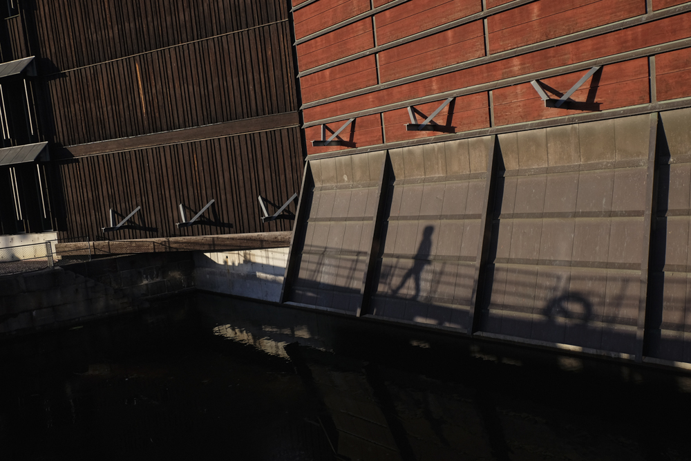 Stockholm, Schatten, Streetfotografie, Licht und Schatten